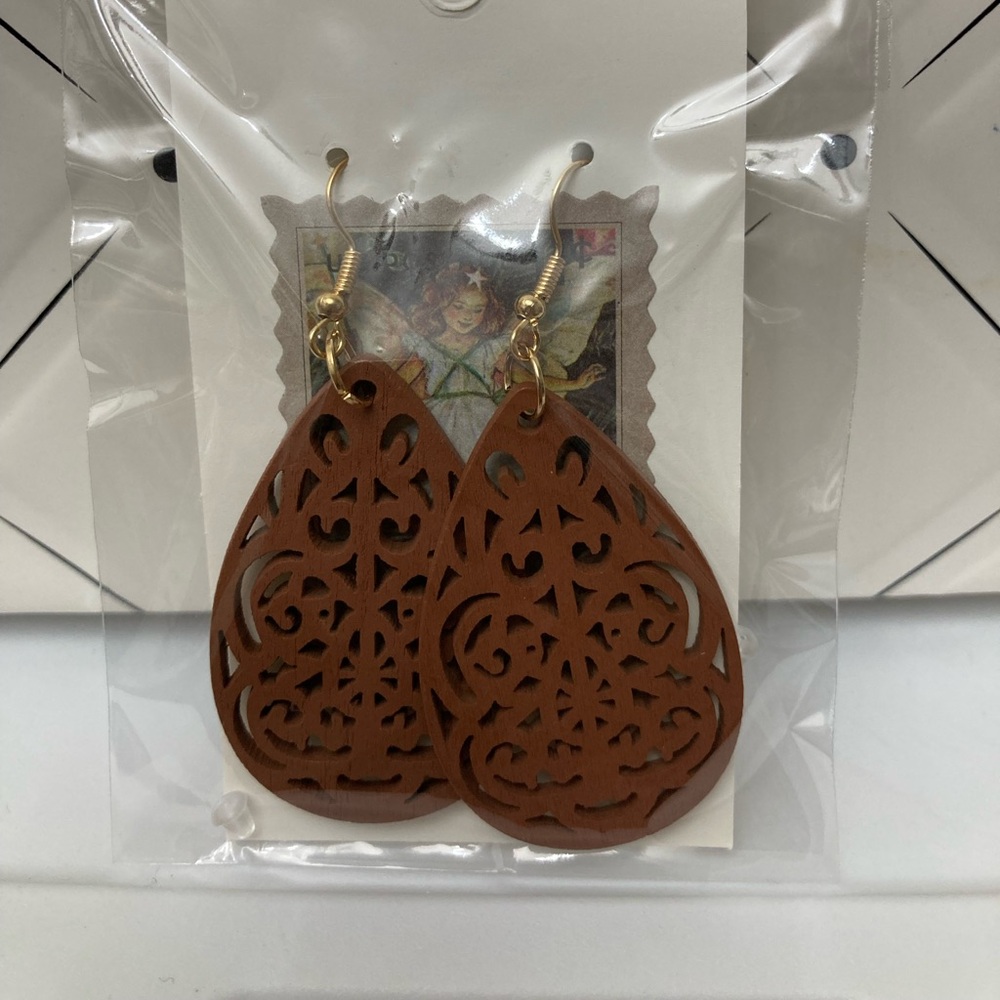 Wood earrings